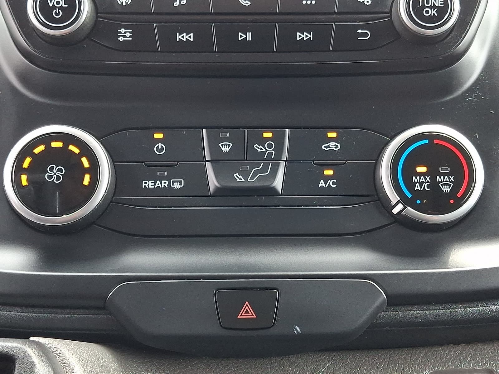 Ford Transit-350 2021 — photo 39