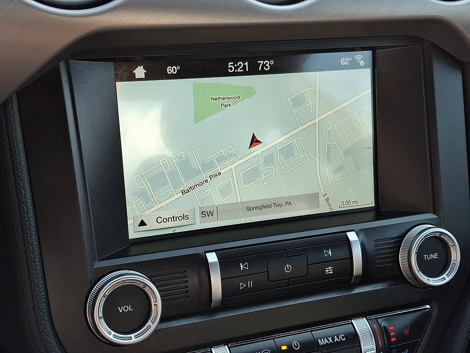 Ford Mustang 2019 — photo 35