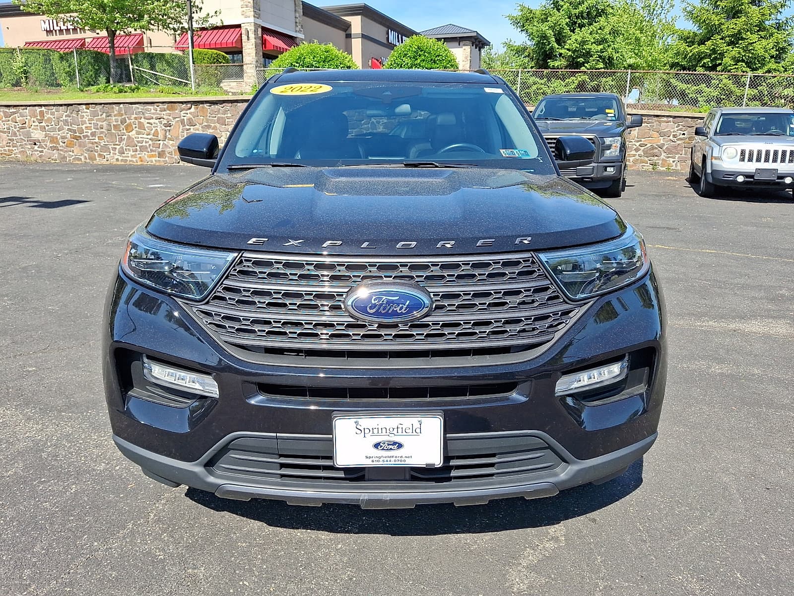 Ford Explorer 2022 — photo 6