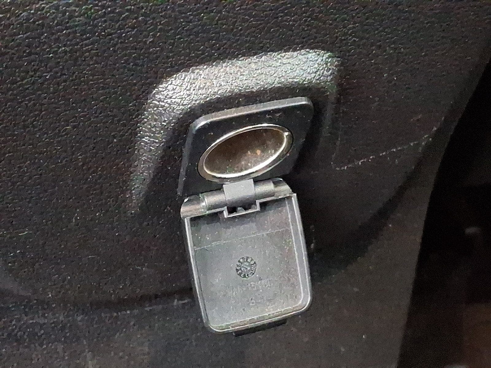 Ford Escape 2017 — photo 25