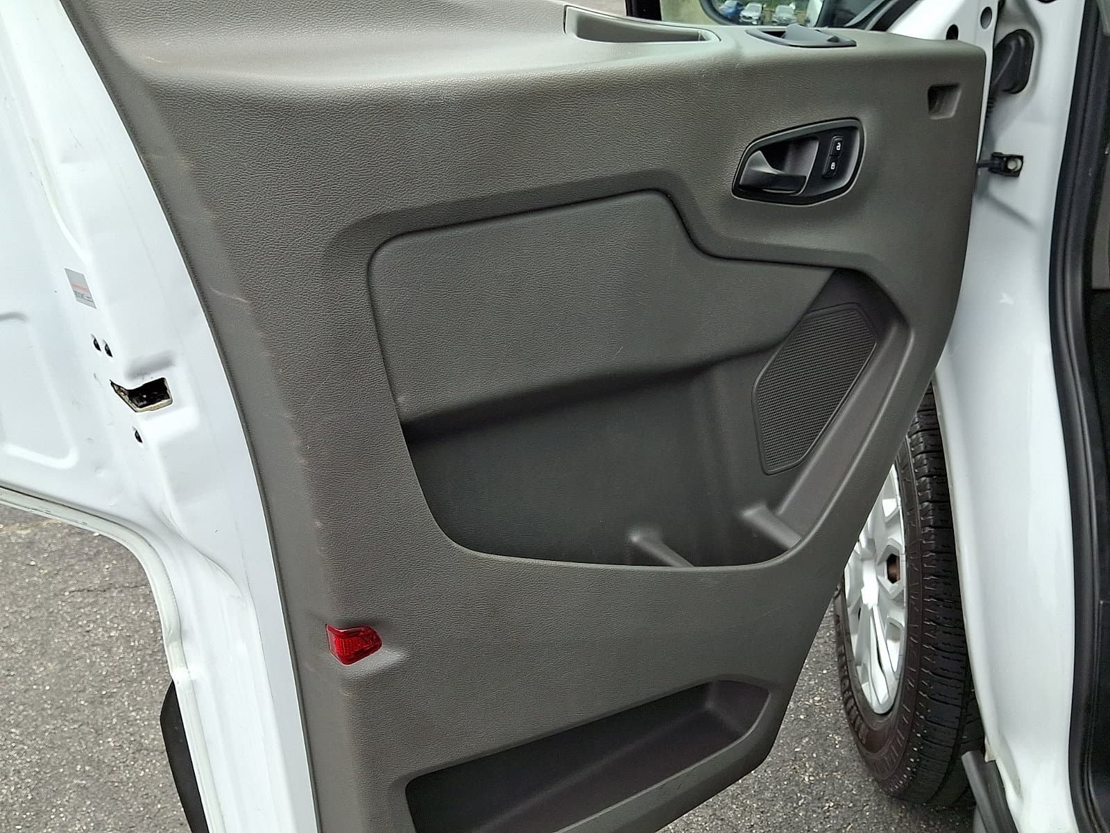 Ford Transit-350 2021 — photo 33