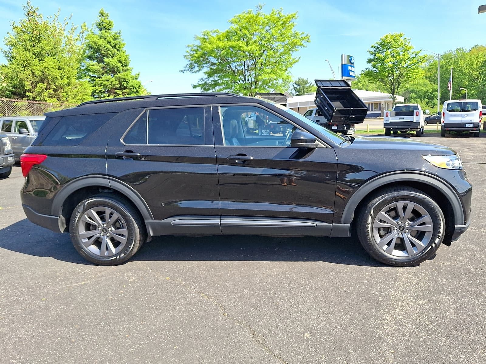 Ford Explorer 2022 — photo 11
