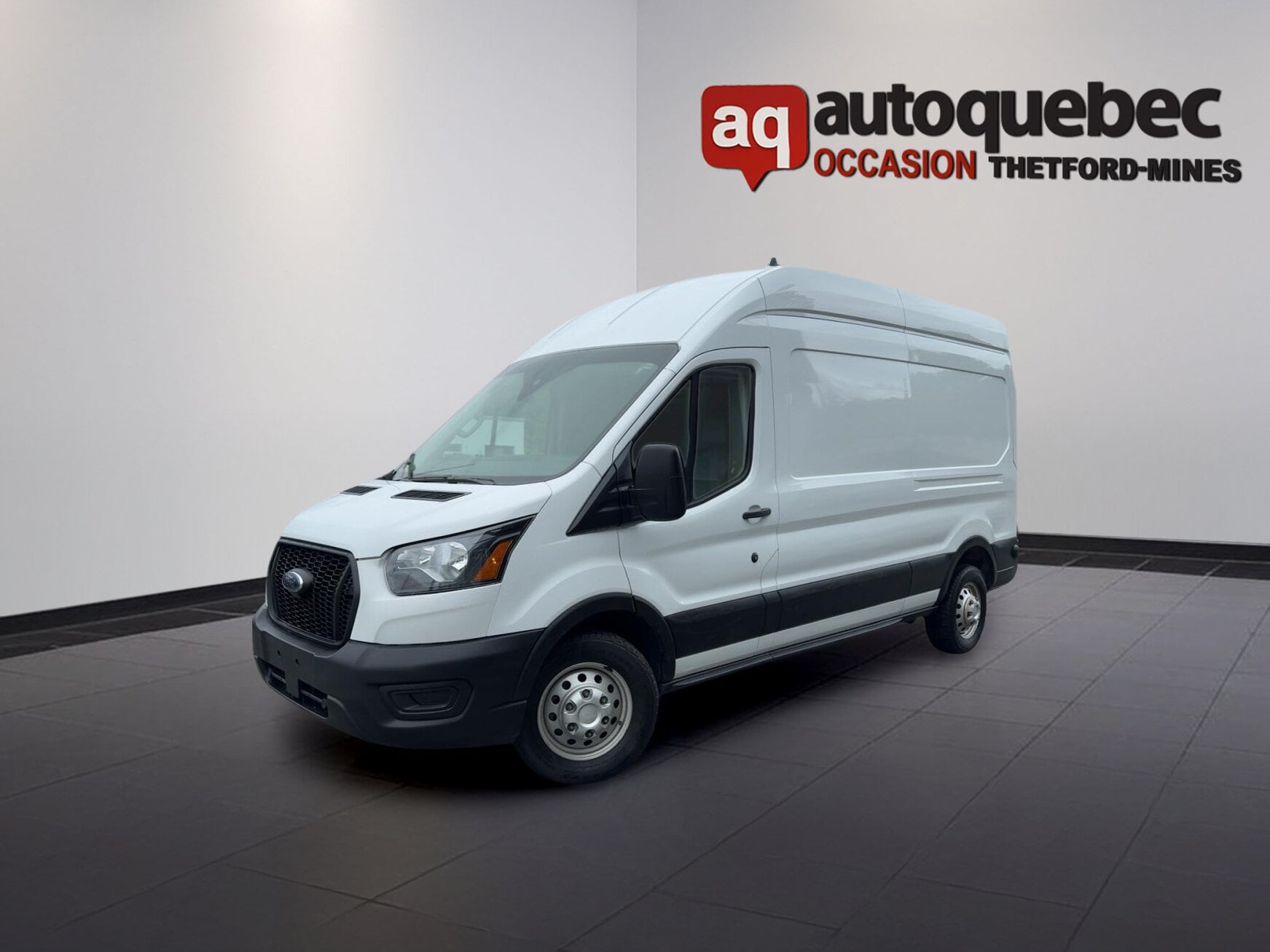 Ford Transit Cargo Van 2024 à vendre à Thetford Mines