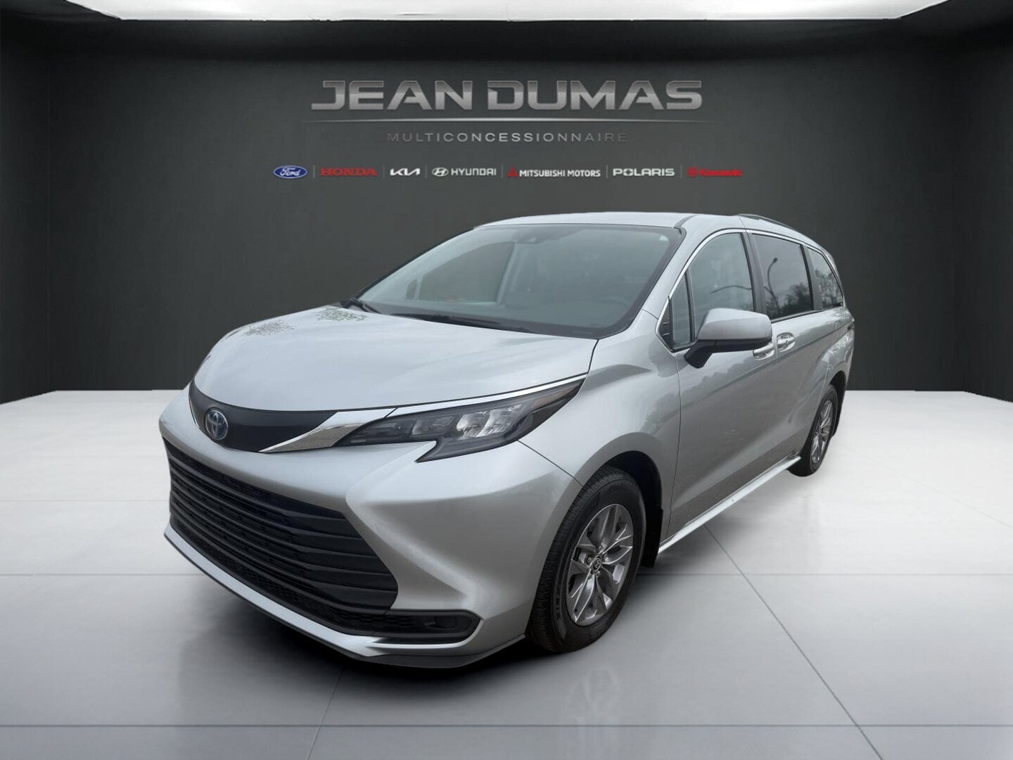 Toyota Sienna 2024 à vendre à Roberval