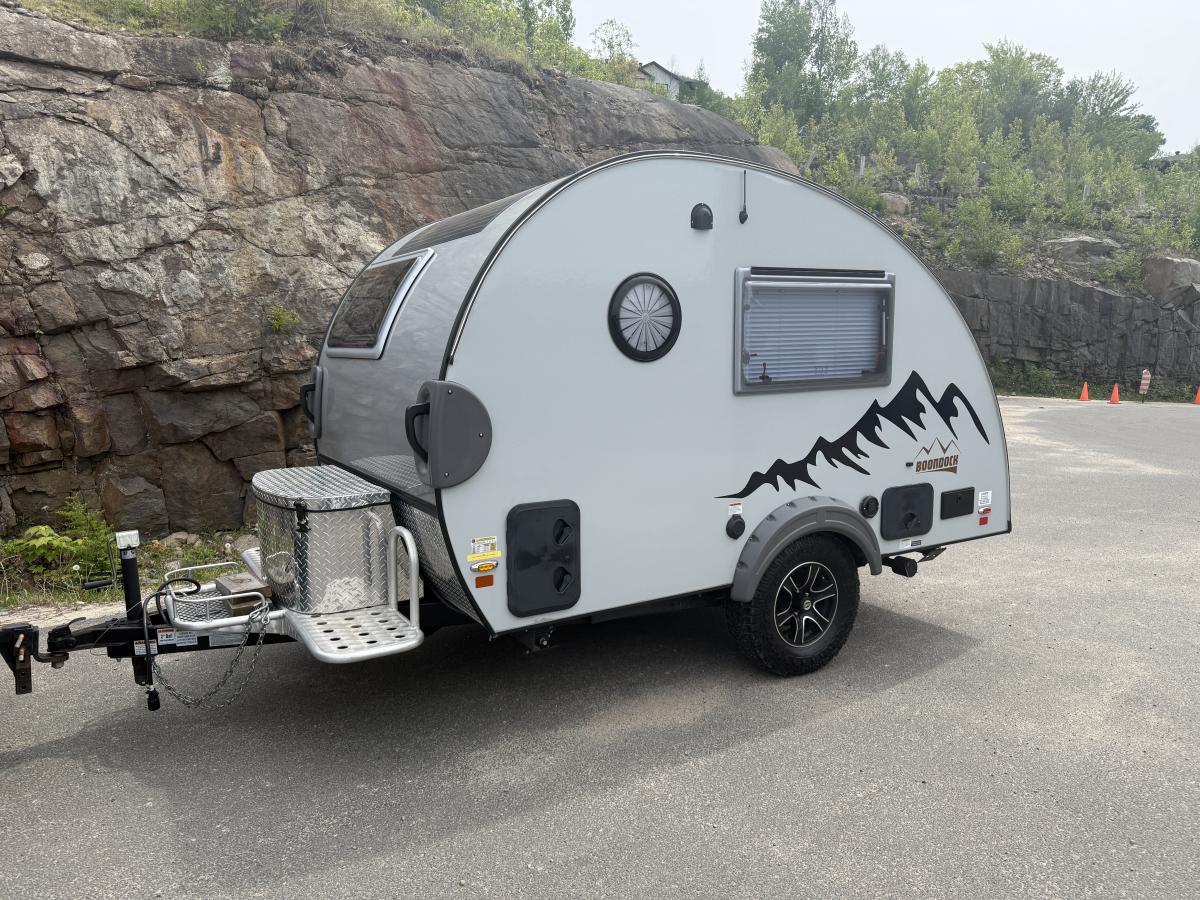 T@B Nucamp 320 Cs Boondock 2022 à vendre à Sainte-Agathe-des-Monts