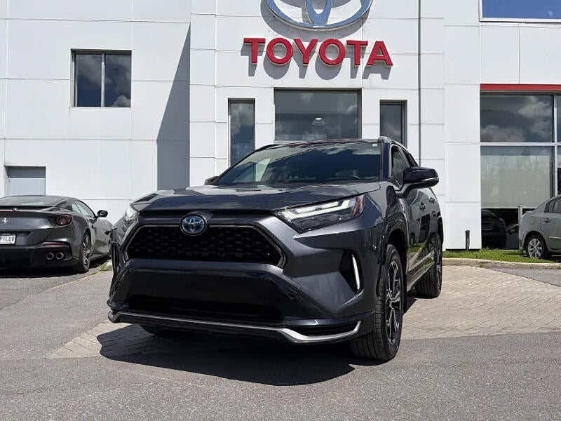Toyota RAV4 Plug-In Hybrid 2023 à vendre à Montréal-Nord